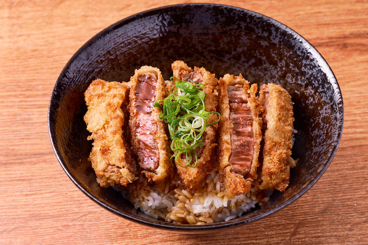和牛カツ丼